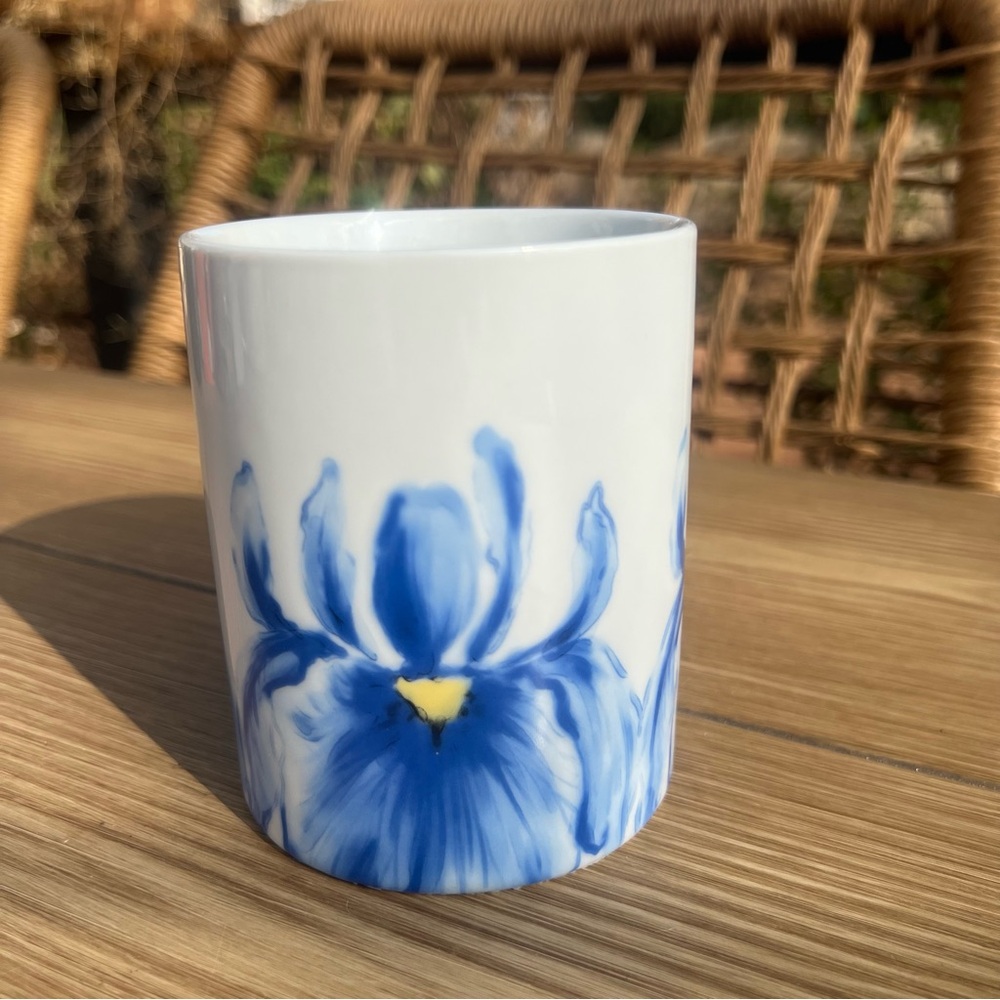 Purple IRIS Flower Floral Coffee Mug Tea Cup Porcelain Butterfly on Handle - Picture 2 of 6